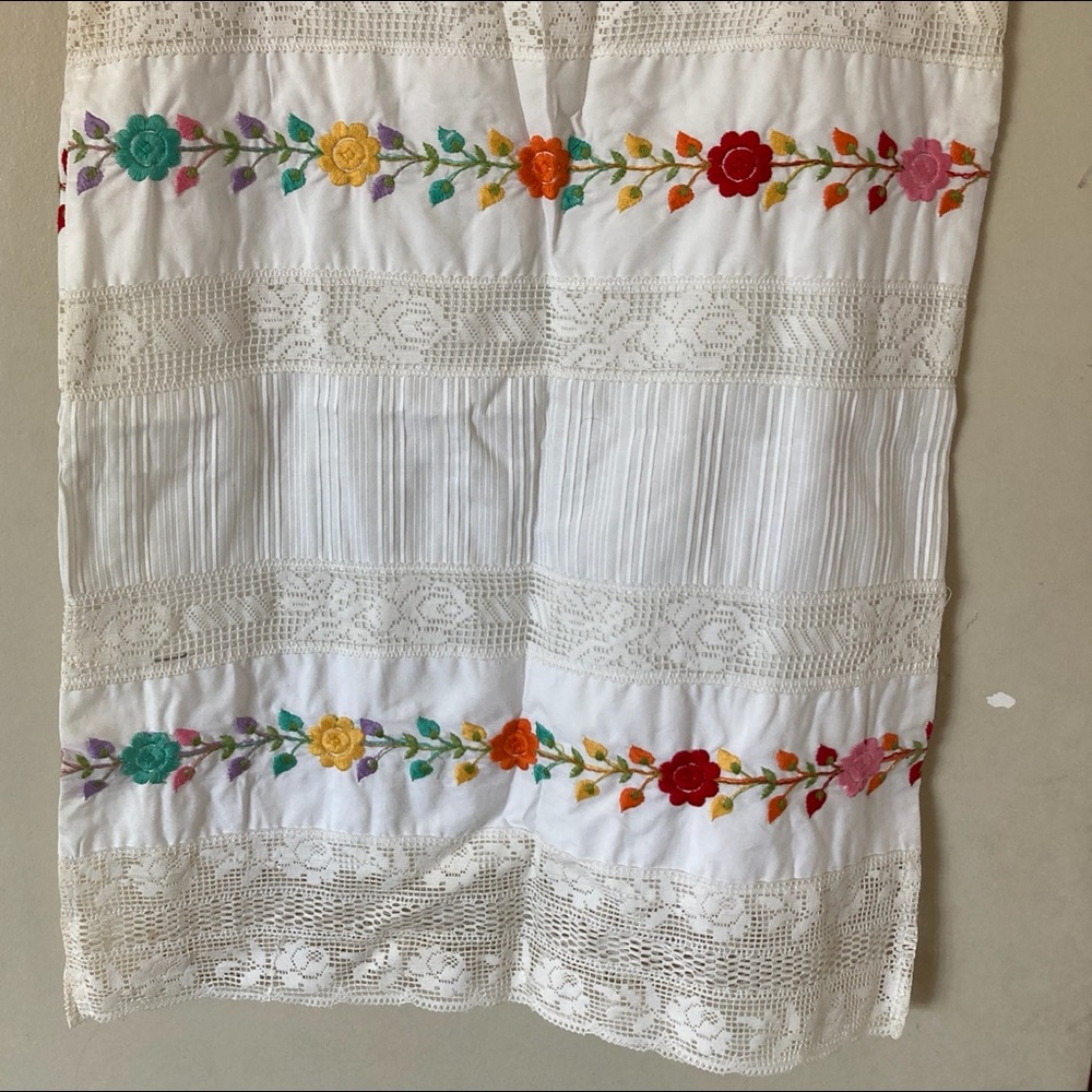 EUC Anna Sui Embroidered Rainbow Rose Top and Skirt Set